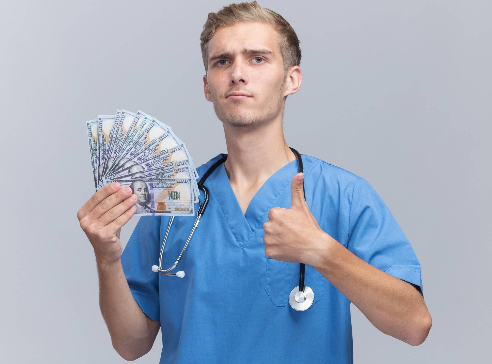 Od czego zależy ile zarabia lekarz farmaceuta?